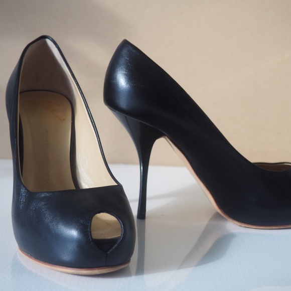 Authentic Pre-Owned Giuseppe Zanotti Women's Open Toe High Heel Shoes - Picture 1 of 7